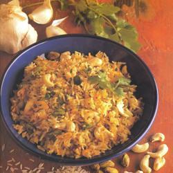 Плов из риса с орехами Плов из риса с орехами